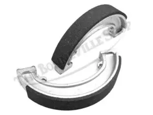 T TRIUMPH BONNEVILLE TIGER TROPHY REAR BRAKE SHOE PAIR