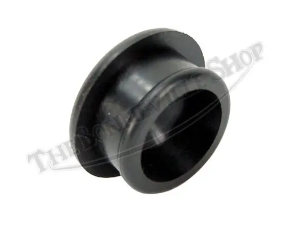 60 4152 02 TRIUMPH 750 SIDEPANEL PLUG