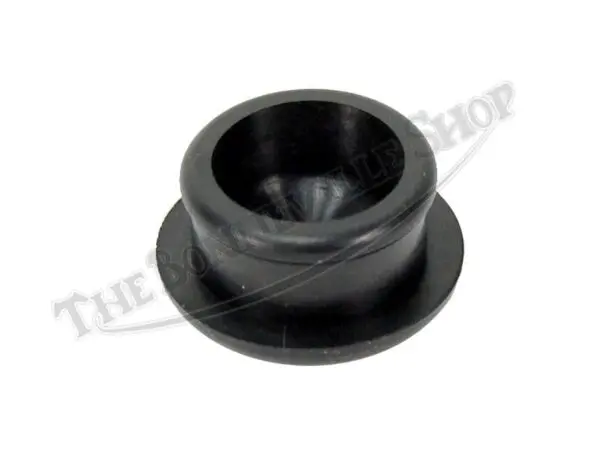 60 4152 03 TRIUMPH 750 SIDEPANEL PLUG