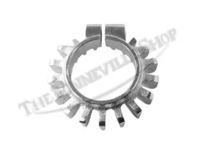 71 0216 01 TRIUMPH 120 BONNEVILLE TR6 TIGER TROPHY FINNED HEADER PIPE CLAMP
