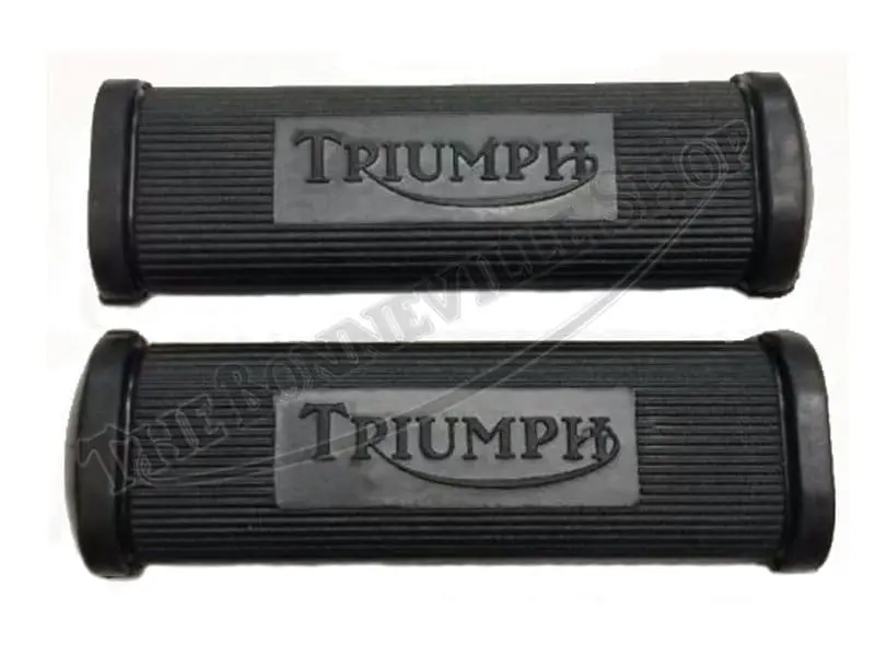 REAR FOOTREST RUBBERS WITH LOGO