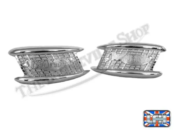 82 4127 82 4128 02 TRIUMPH TROPHY BONNEVILLE GARDEN GATE TANK BADGE EMBLEM SET 1
