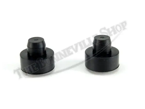 82 7835UK 02 SEAT BUFFERS PAIR