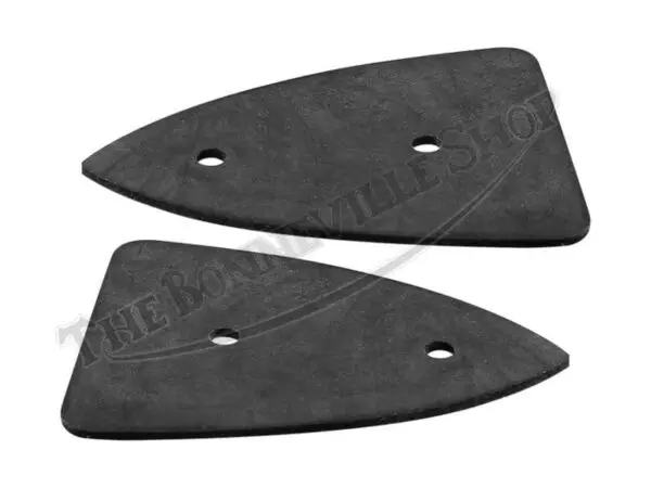 82 8140 02 Triumph BSA MG Lucas Red Triangle Reflector Rubbers
