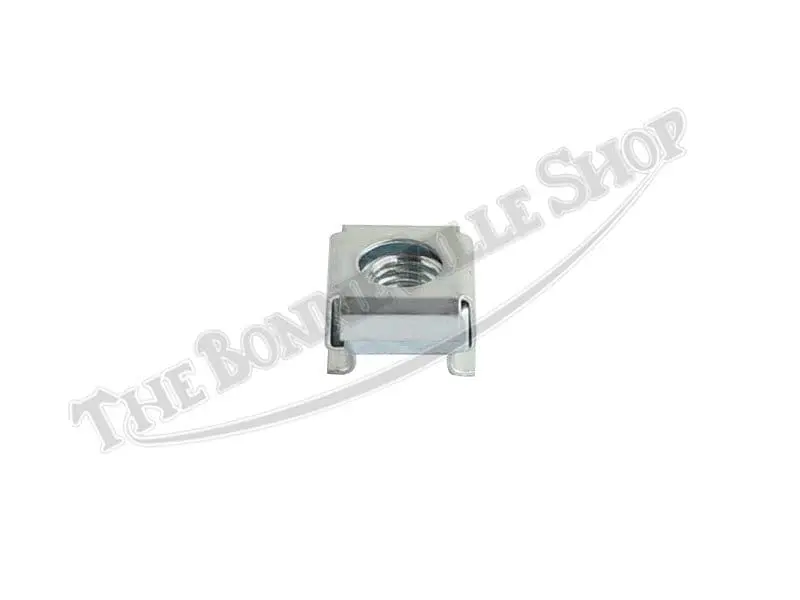 TRIUMPH TIGER TROPHY BONNEVILLE SIDEPANEL CAPTIVE NUT