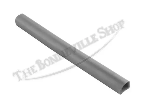 TRIUMPH T TR FRONT D SHAPED CRANKCASE BREATHER HOSE
