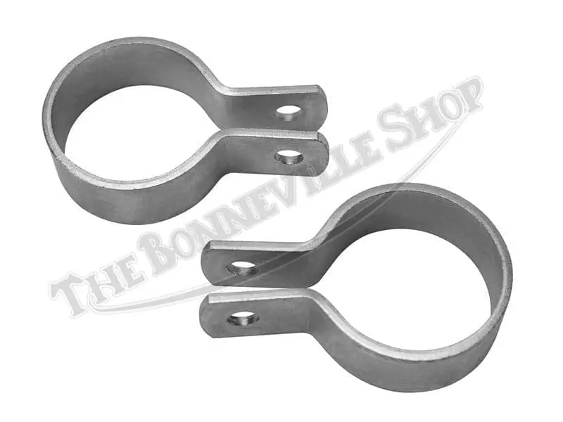 70 5966 PAIR 01 TRIUMPH 650 TT T120TT BONNEVILLE EXHAUST PIPE REAR BRACKET