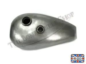 83 4772 03 T140 TR7 TANK