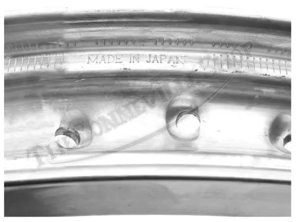 A TRIUMPH BSA NORTON EXCEL SHOULDERED VALANCED ALLOY WHEEL RIM WM X SPOKE