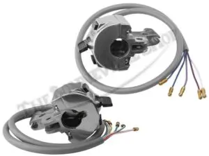39595 39596 04 Triumph BSA Lucas Sparx Handlebar Switchgear Set