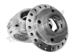 Triumph TR T T T Disc Brake Rear Wheel Hub Set