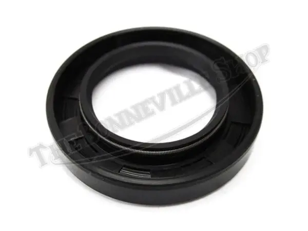 TRIUMPH T OIL SEAL HIGH GEAR MASTER