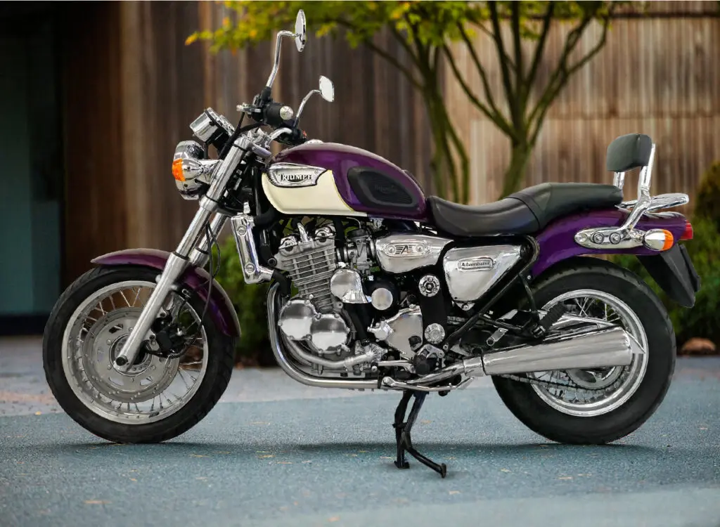 Resurrecting a Ran When Parked, Hinckley Triumph Barn Find