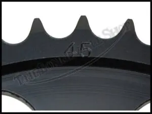 37 7072 03 TRIUMPH T140 45T REAR SPROCKET  00687.1498528292.1200.900